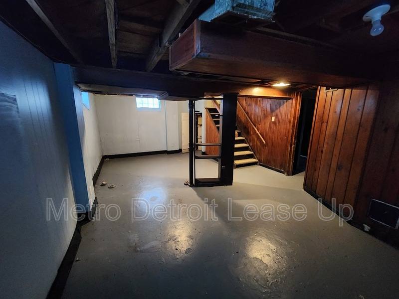 House for rent at 12000 Plainview Ave, Detroit, MI 48228
