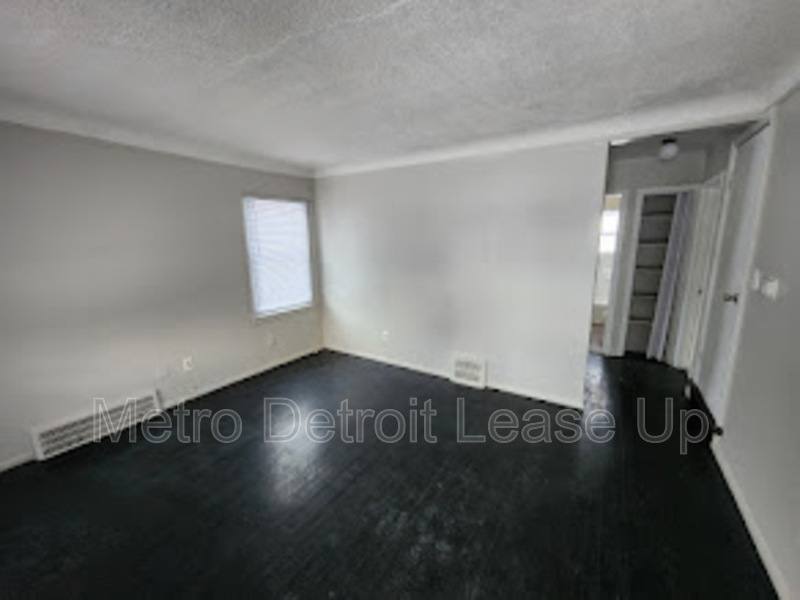 House for rent at 12000 Plainview Ave, Detroit, MI 48228