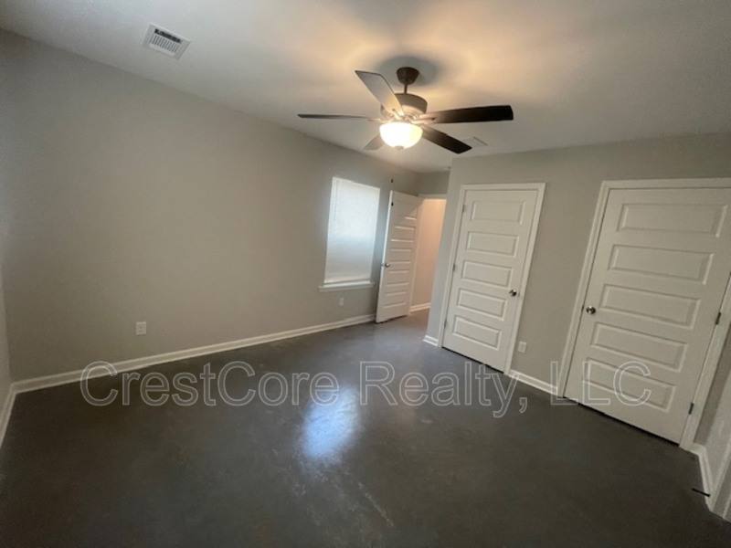 House for rent at 2433 Zanone Ave, Memphis, TN 38114