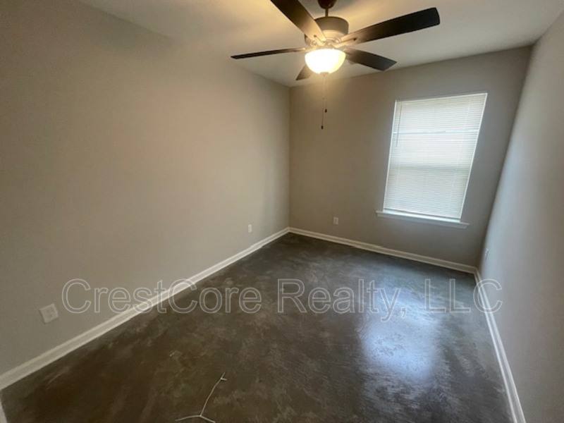 House for rent at 2433 Zanone Ave, Memphis, TN 38114