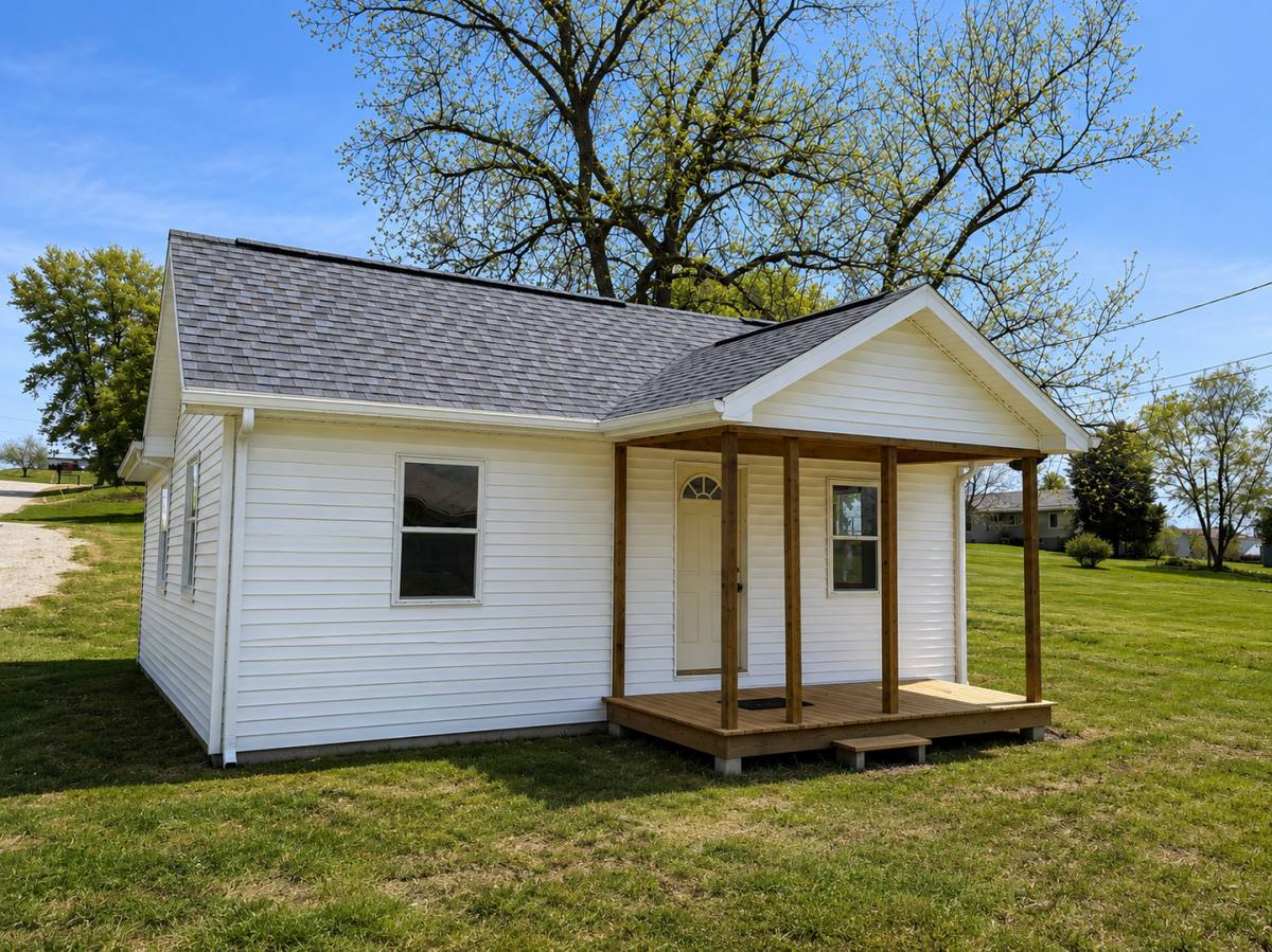 House for rent at 426 Cherry St, Atalissa, IA 52720