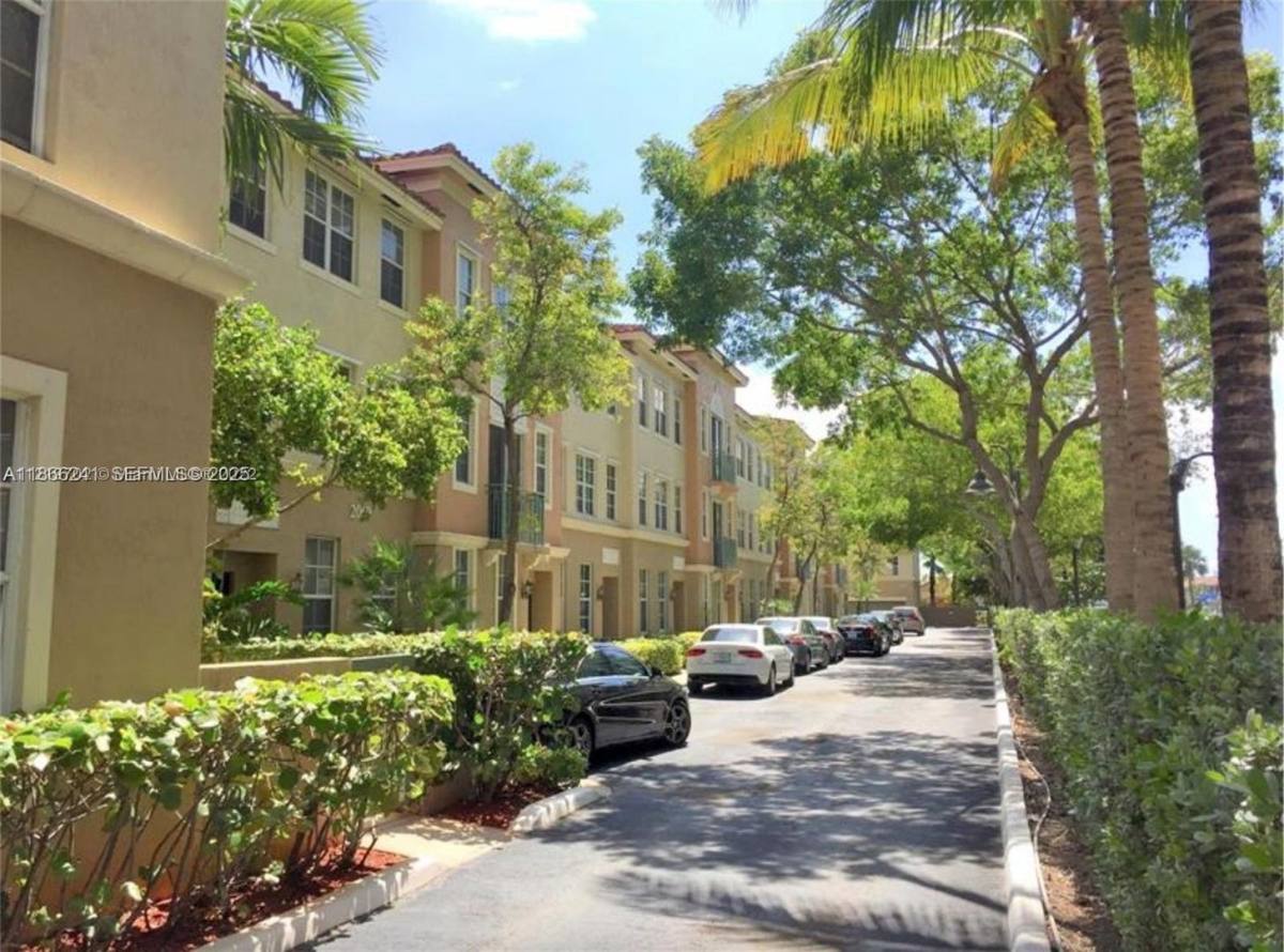 Townhouse for rent at 2069 S Ocean Dr, Hallandale, FL 33009