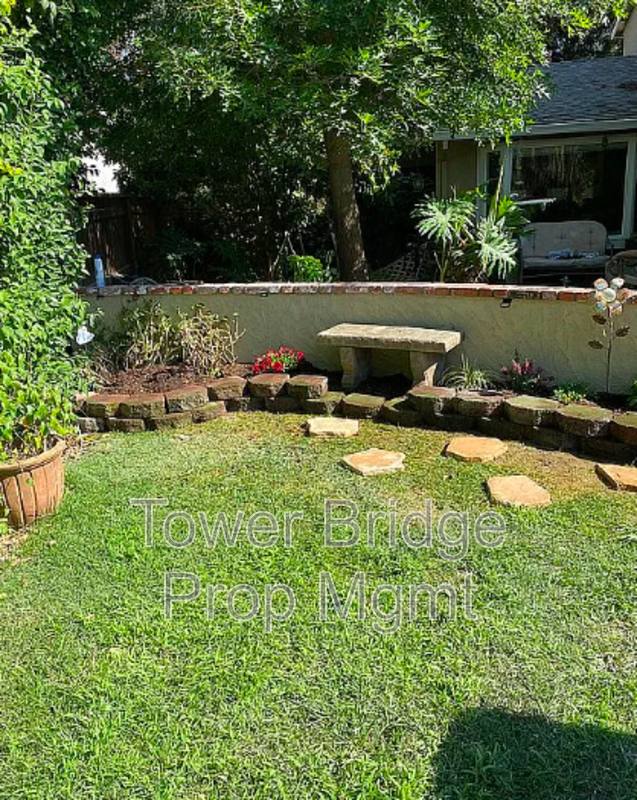 House for rent at 3017 Brookstone Way, Sacramento, CA 95833