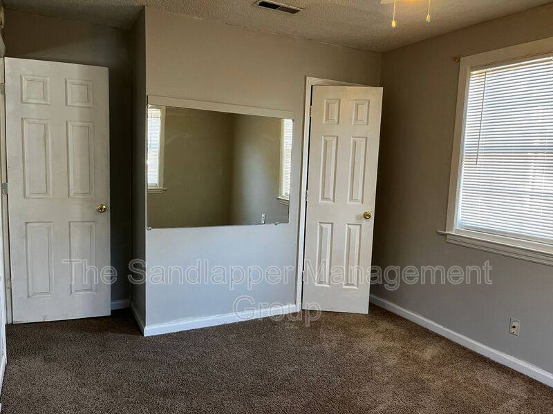 Apartment for rent at 5607 Aldrich Ave, Charleston, SC 29406