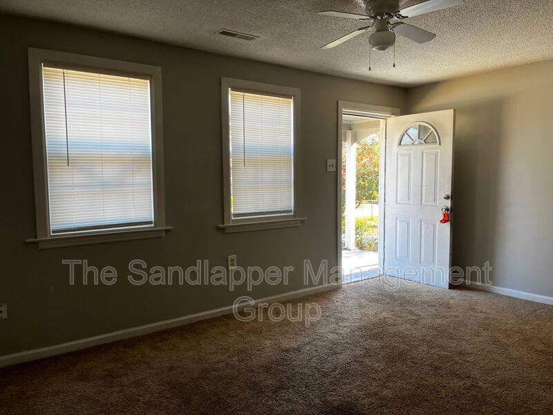 Apartment for rent at 5607 Aldrich Ave, Charleston, SC 29406
