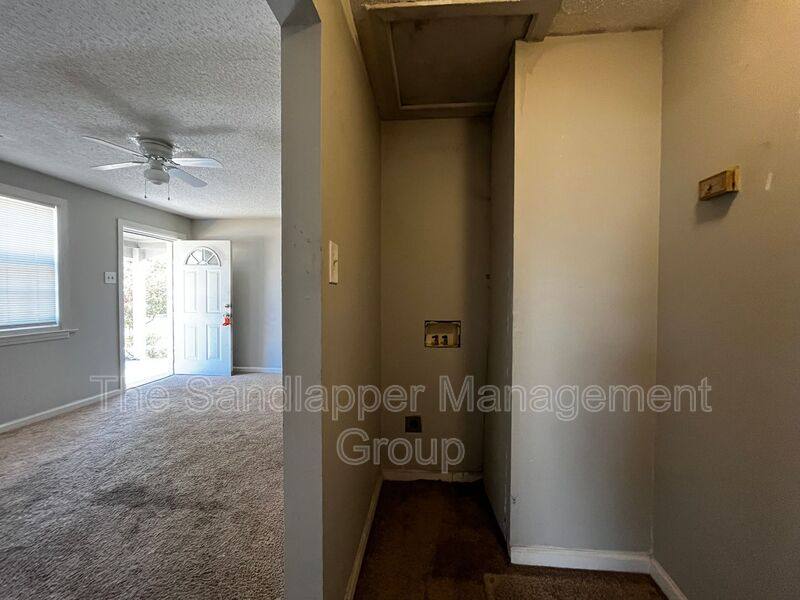 Apartment for rent at 5607 Aldrich Ave, Charleston, SC 29406