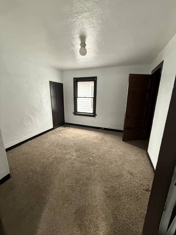 House for rent at 1423 E 33rd St, Cleveland, OH 44114