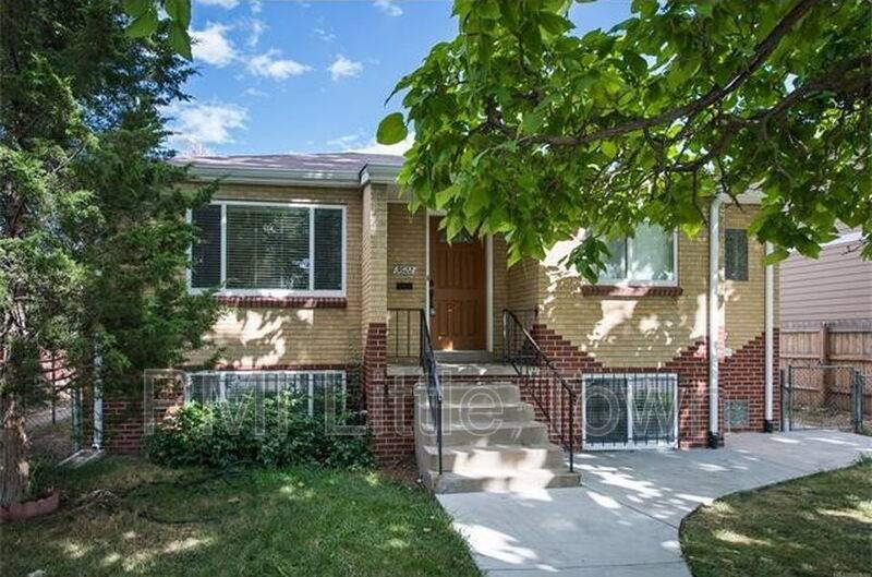 Townhouse for rent at 3622 Hudson St, Denver, CO 80207