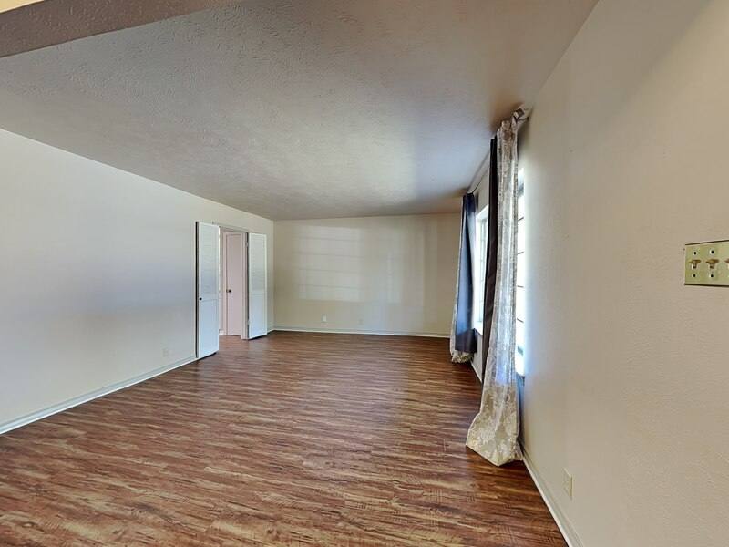 House for rent at 13630 Willow Bend Rd, Dallas, TX 75240