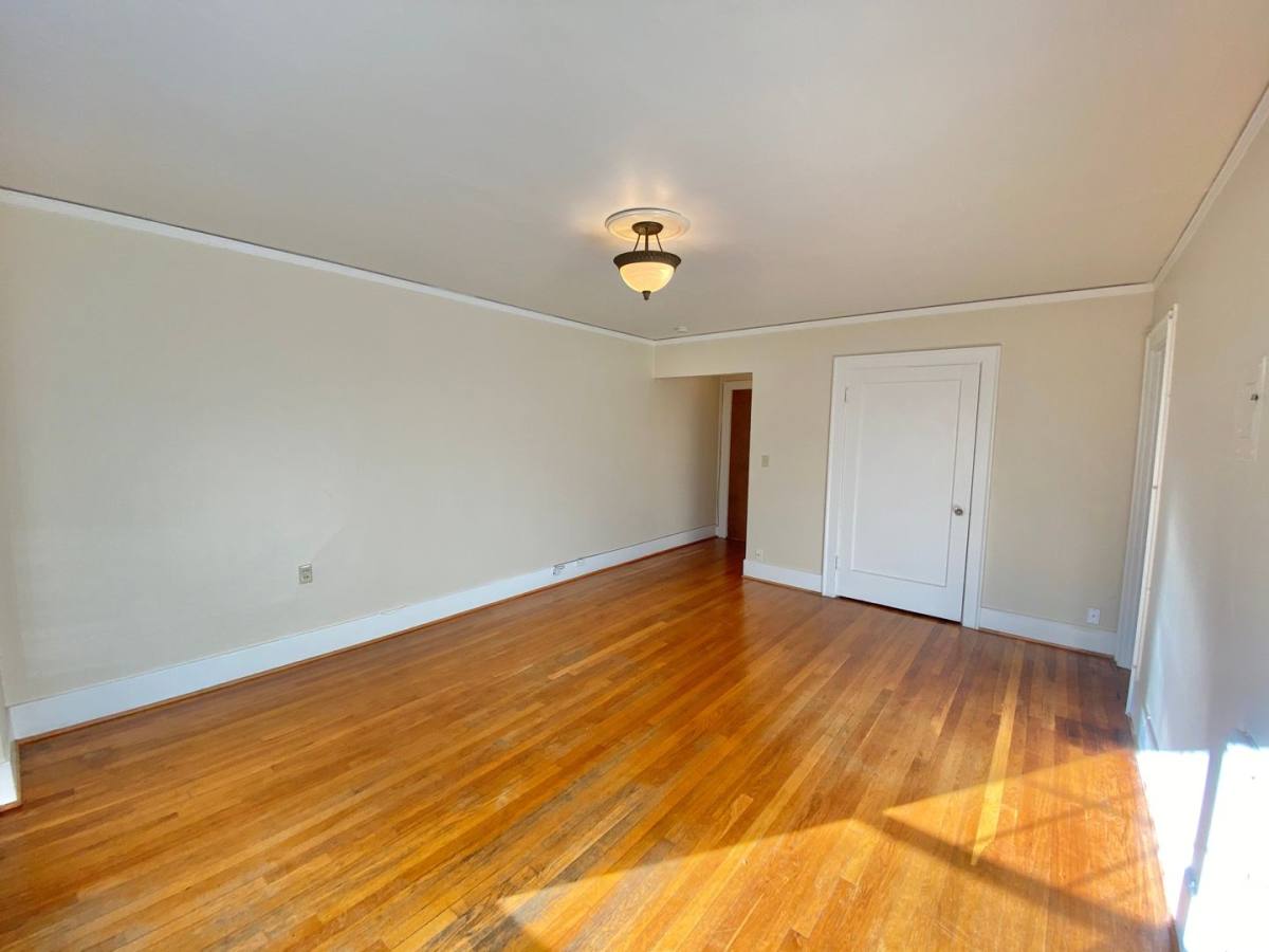 Apartment for rent at 516 E Union St, Seattle, WA 98122