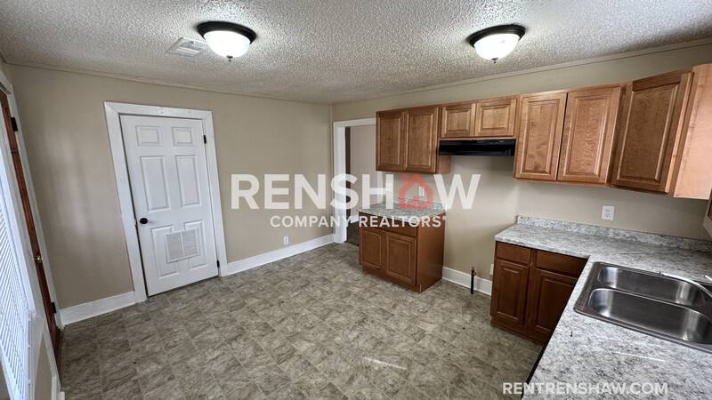 House for rent at 822 Eyers Rd, Memphis, TN 38109