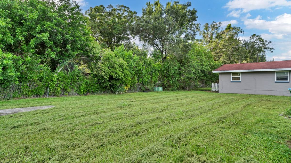 House for rent at 5526 59th Way N, Saint Petersburg, FL 33709