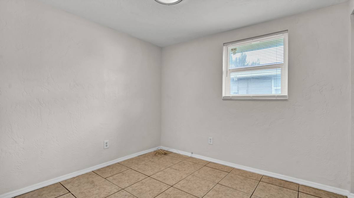 House for rent at 5526 59th Way N, Saint Petersburg, FL 33709