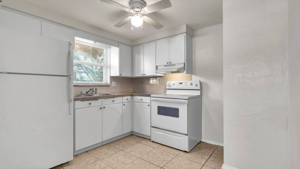 House for rent at 5526 59th Way N, Saint Petersburg, FL 33709