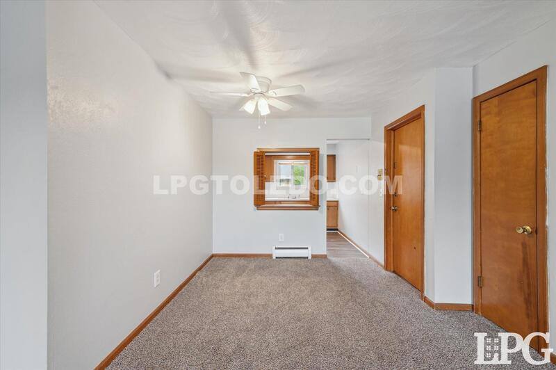 Apartment for rent at 3310 Arlington Ave #4, Toledo, OH 43614