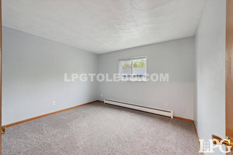 Apartment for rent at 3310 Arlington Ave #4, Toledo, OH 43614