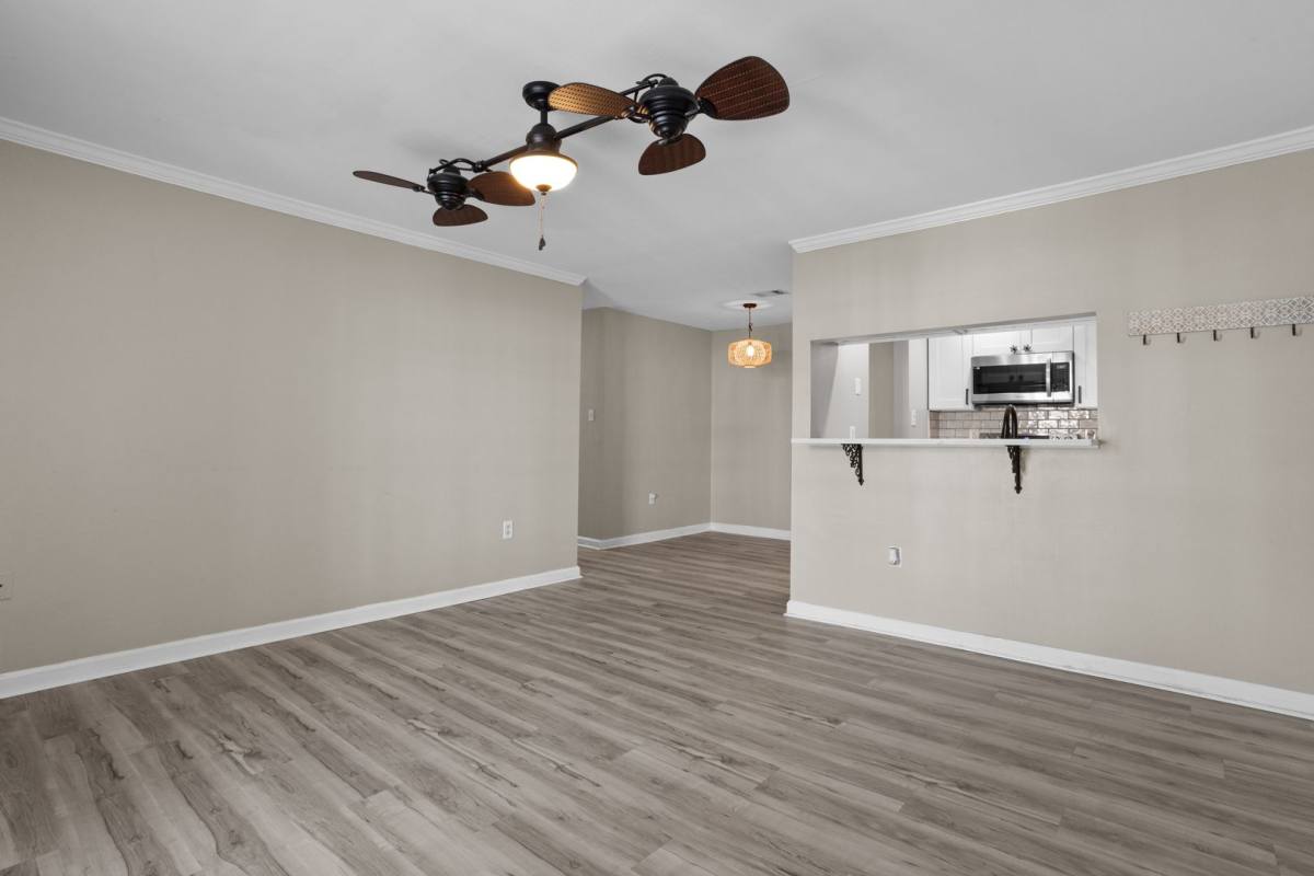 Condo for rent at 2421 Beachview Dr, Ocean Springs, MS 39564