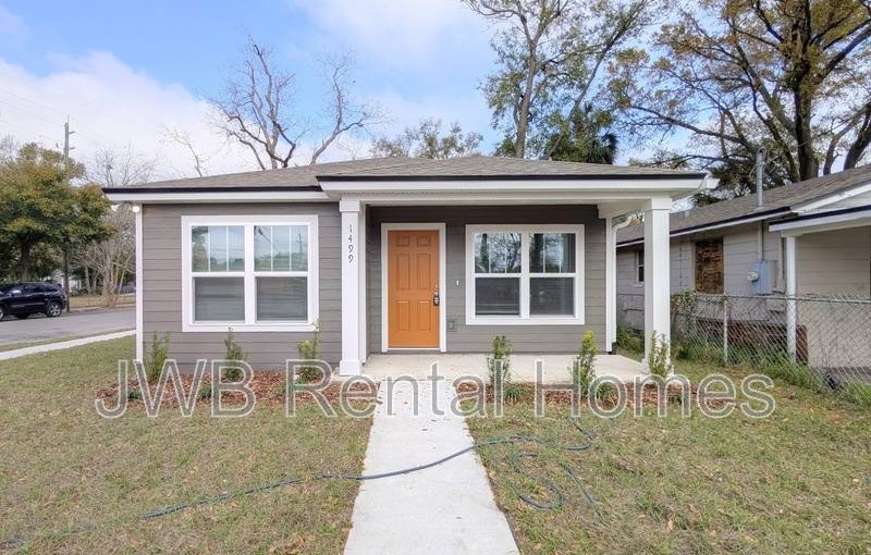 House for rent at 1499 Logan St, Jacksonville, FL 32209
