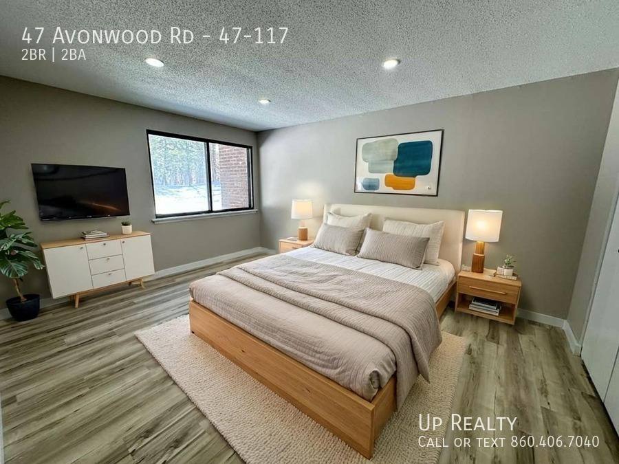 Apartment for rent at 47 Avonwood Rd, Avon, CT 06001
