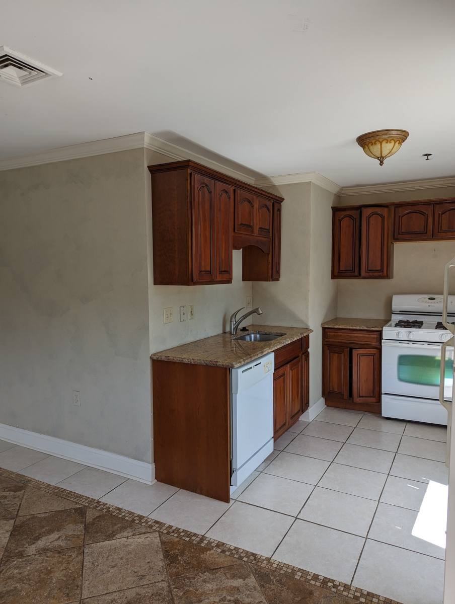 Apartment for rent at 223 Meadow St, Naugatuck, CT 06770