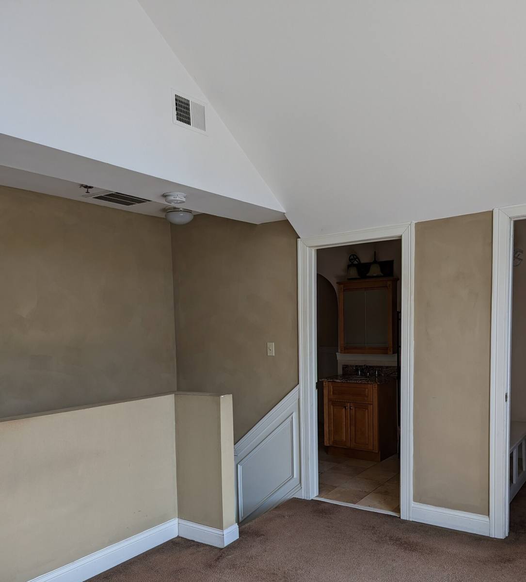 Apartment for rent at 223 Meadow St, Naugatuck, CT 06770