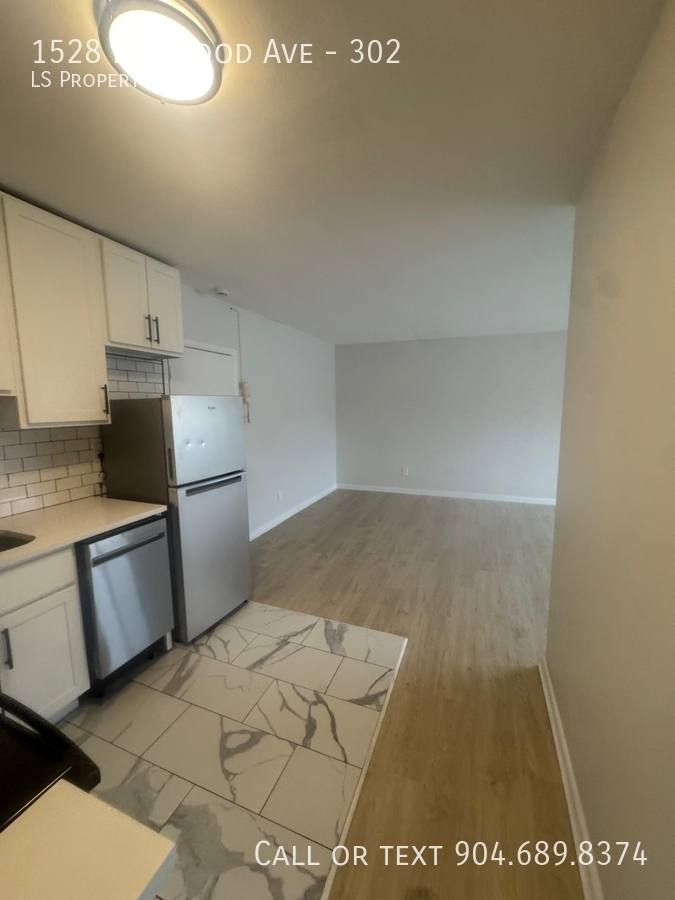 Apartment for rent at 1528 Elmwood Ave #302, Folcroft, PA 19032