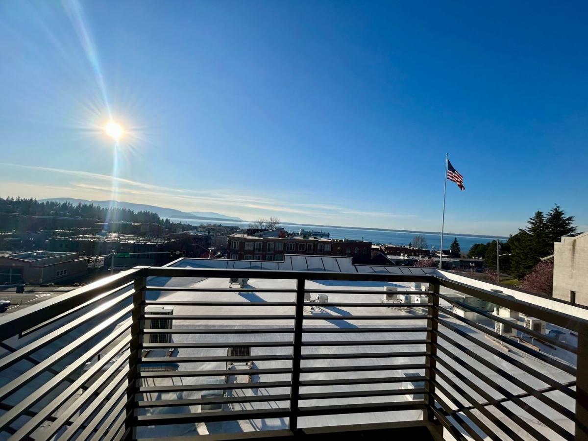 Apartment for rent at 1130 13th St, Bellingham, WA 98225