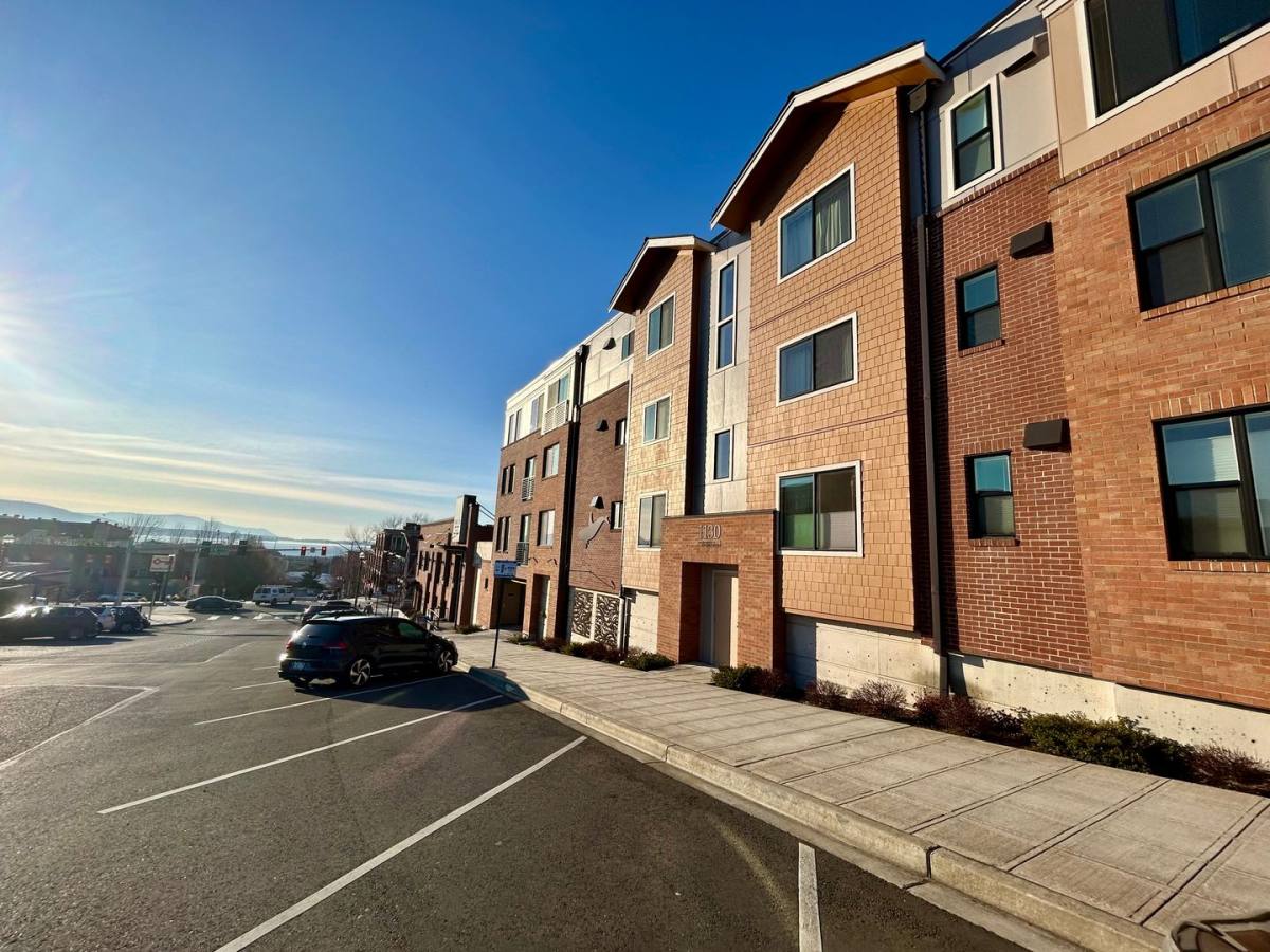 Apartment for rent at 1130 13th St, Bellingham, WA 98225