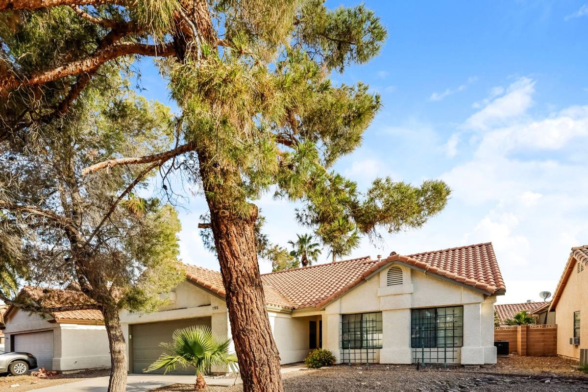 House for rent at 1780 Yellowwood Dr, Las Vegas, NV 89123