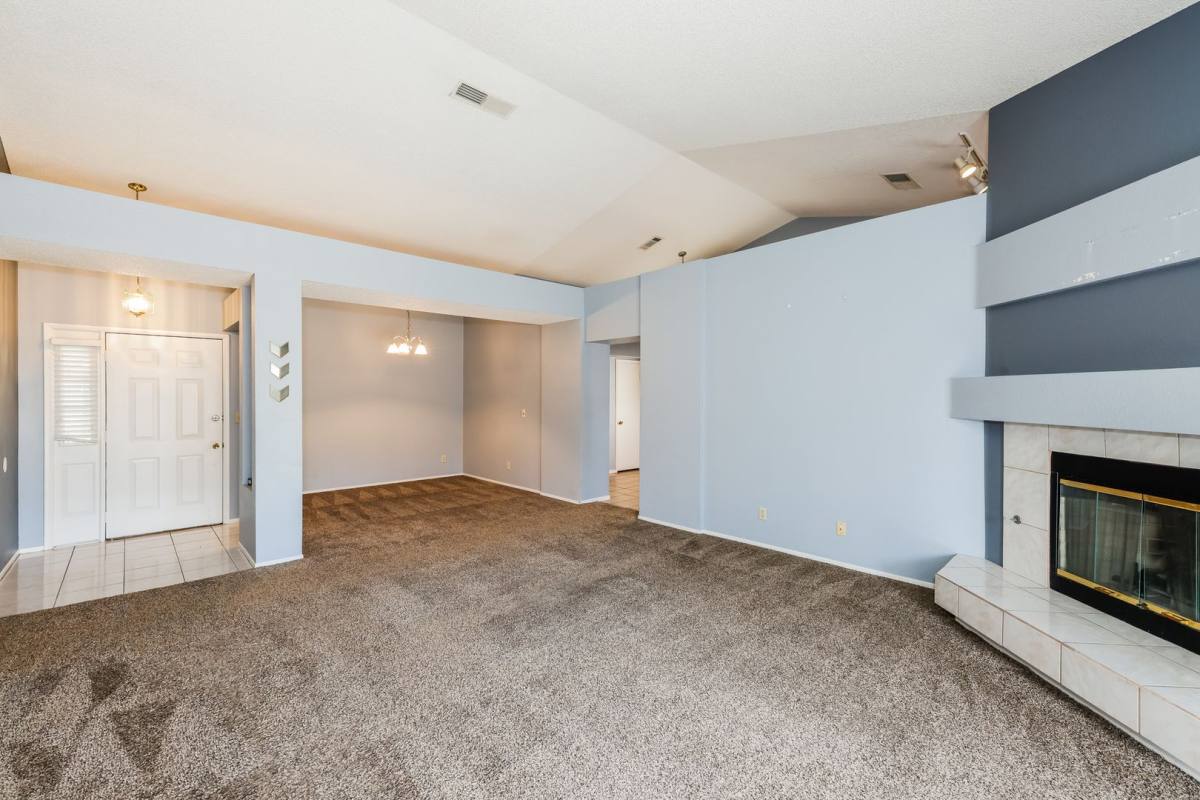 House for rent at 1780 Yellowwood Dr, Las Vegas, NV 89123