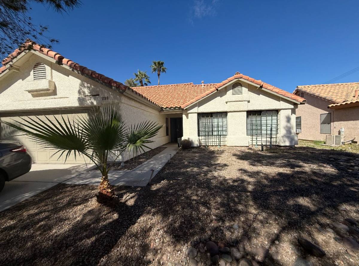 House for rent at 1780 Yellowwood Dr, Las Vegas, NV 89123