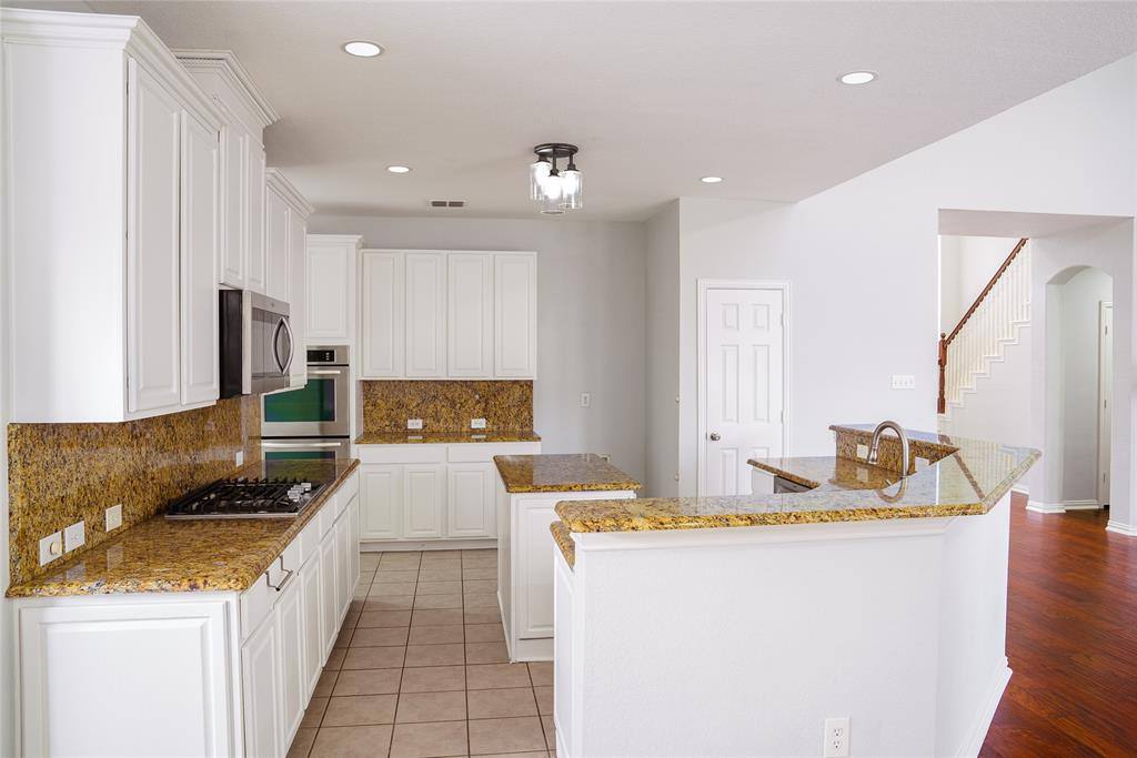 Apartment for rent at 4488 Big Sky Dr, Plano, TX 75024