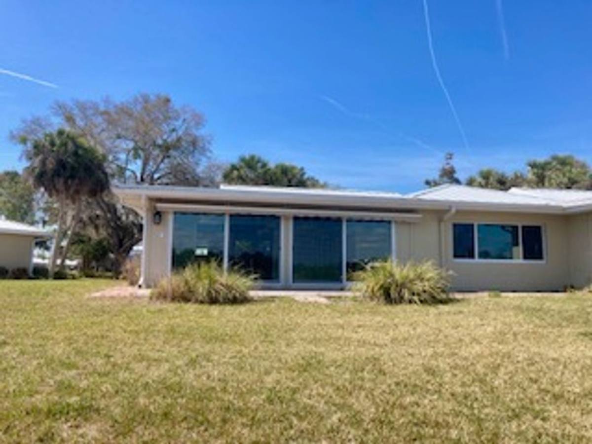 Apartment for rent at 11474 W Bayshore Dr, Crystal River, FL 34429
