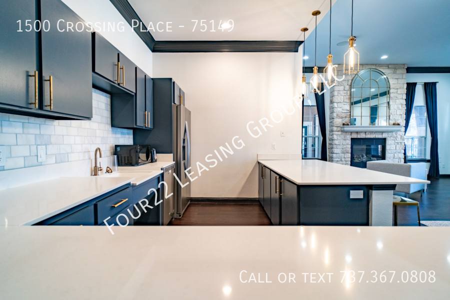Apartment for rent at 1500 Crossing Place #75149, Austin, TX 78741