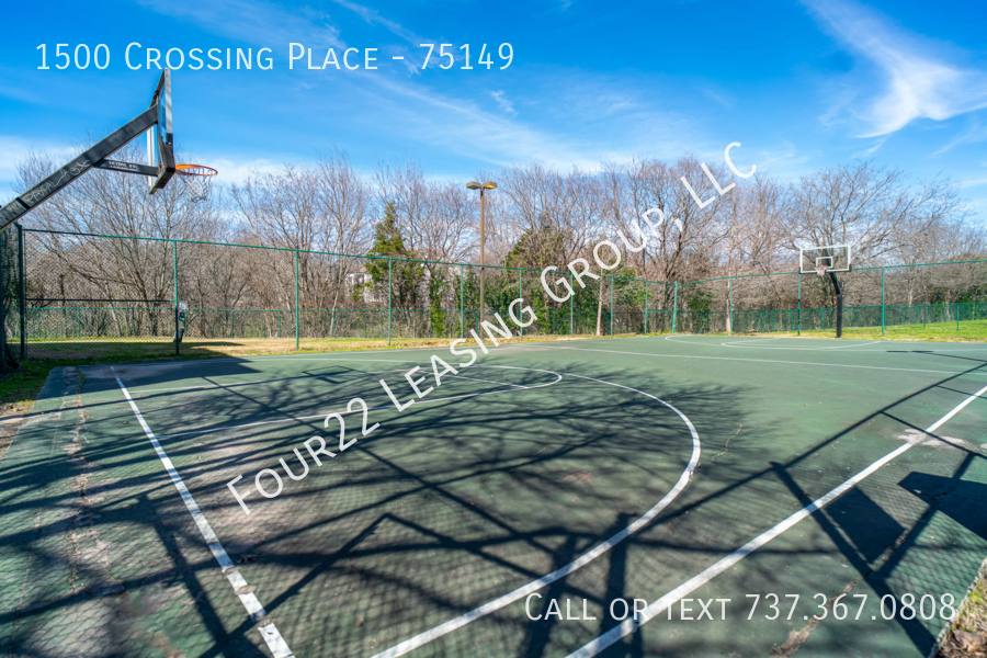 Apartment for rent at 1500 Crossing Place #75149, Austin, TX 78741