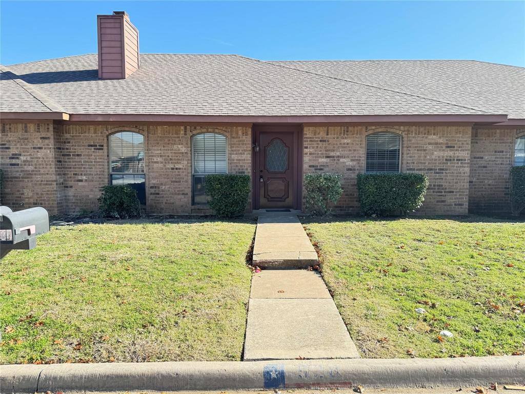 Apartment for rent at 528 Post Oak Lane #528, Allen, TX 75002