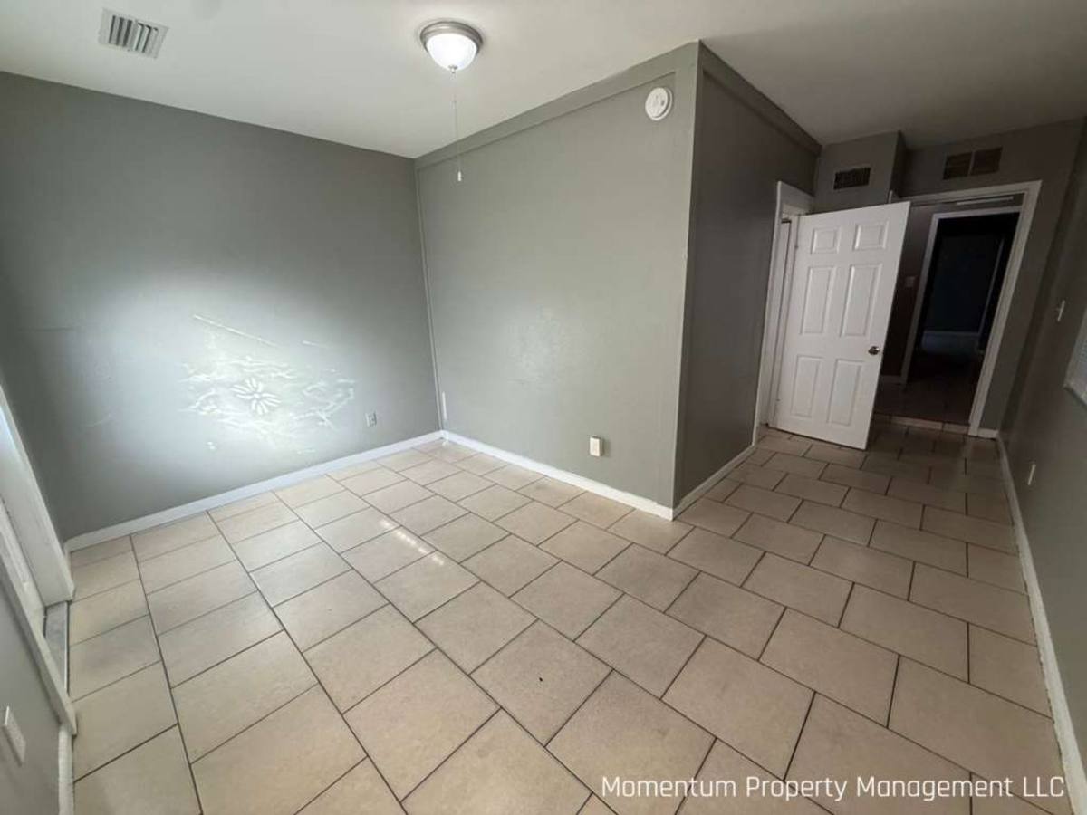 House for rent at 2909 N 17th St, Tampa, FL 33605