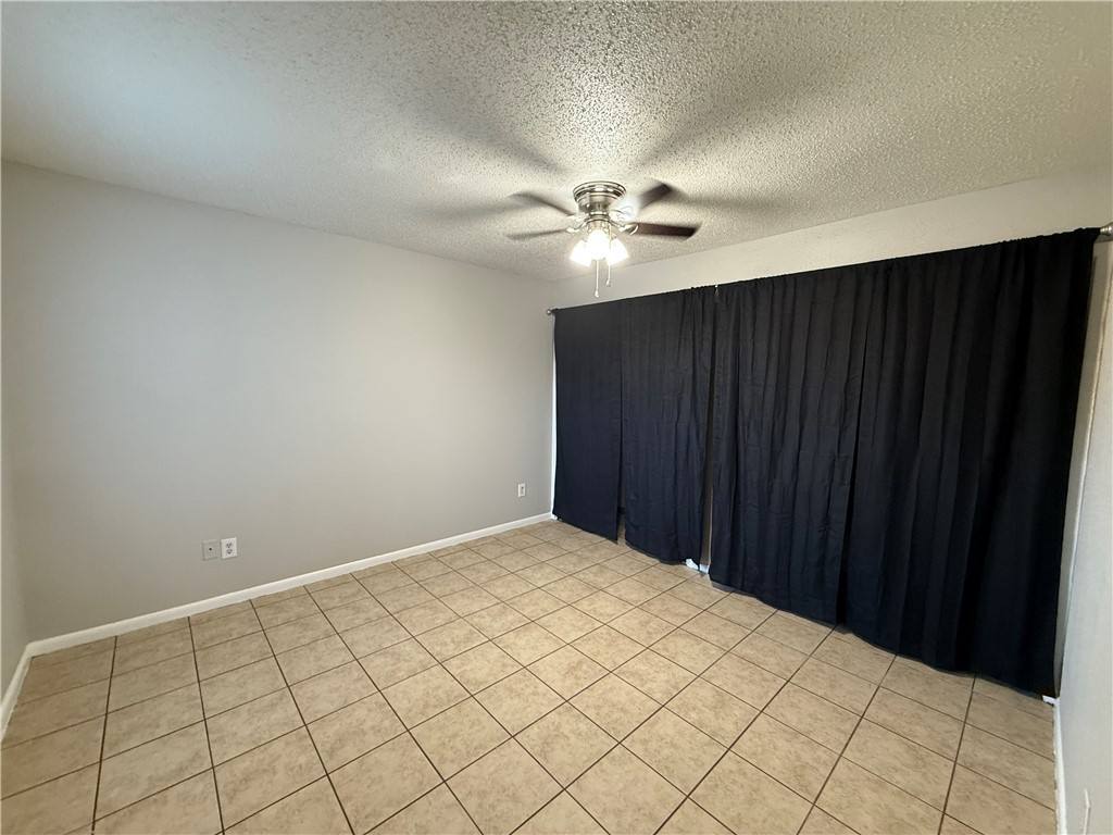 Townhouse for rent at 2000 Kazmeier #25, Bryan, TX 77802