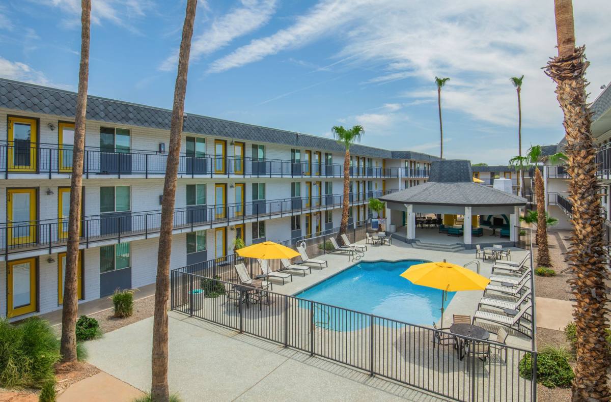 Apartment for rent at 3211 E Pinchot Ave, Phoenix, AZ 85018