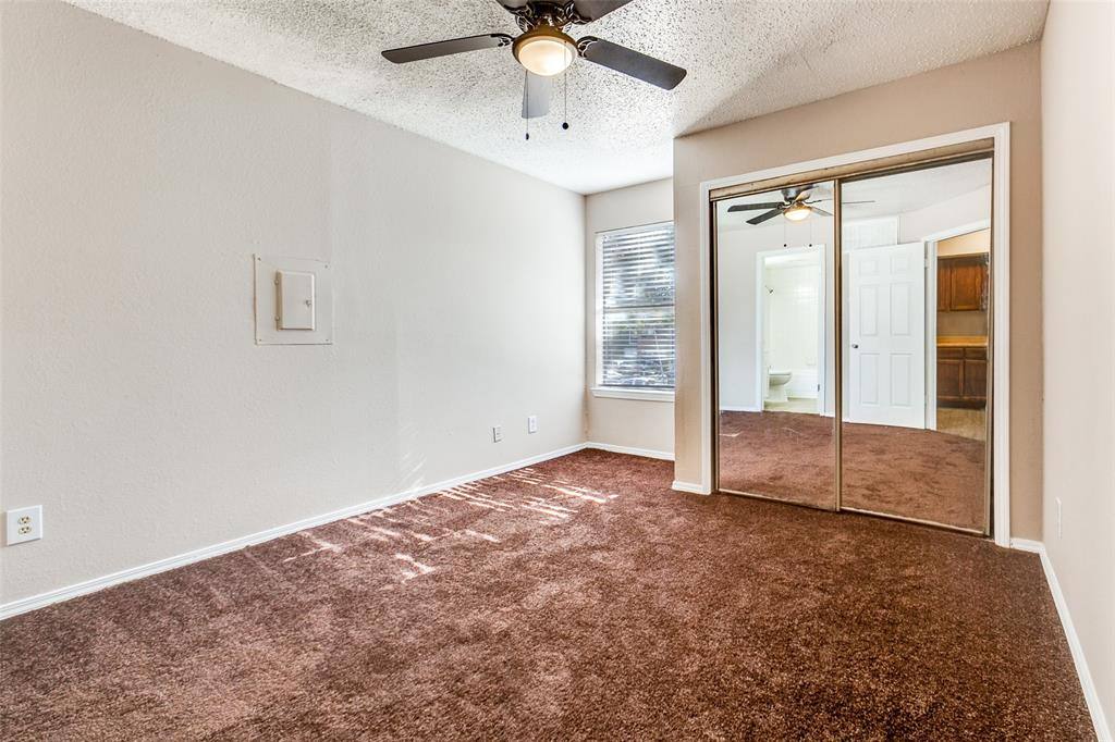 Apartment for rent at 9833 Walnut St #203, Dallas, TX 75243