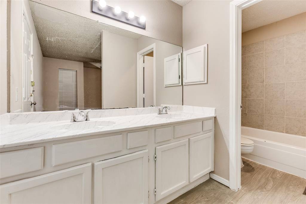 Apartment for rent at 9833 Walnut St #203, Dallas, TX 75243