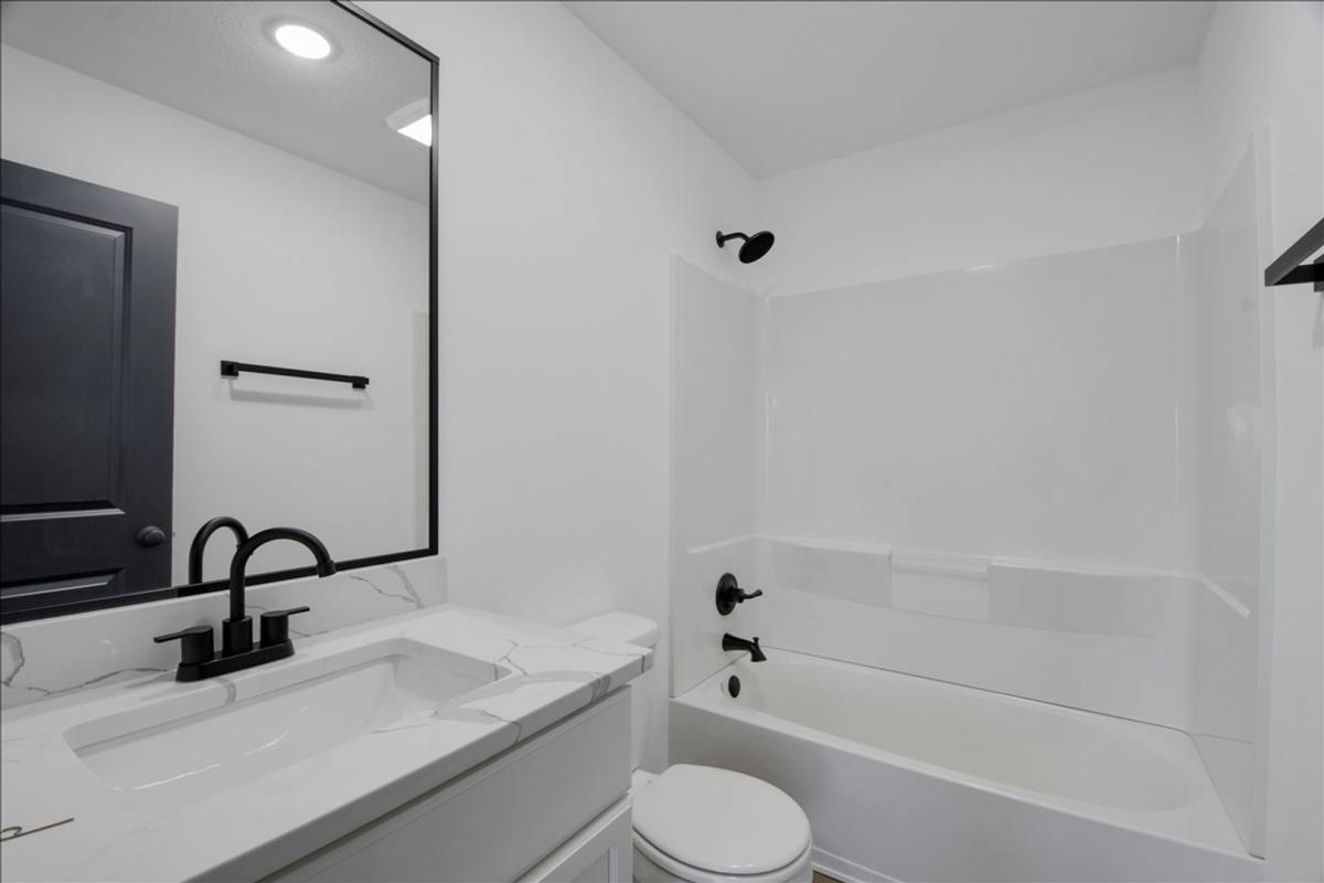 Townhouse for rent at 3311 Stoneway Court, Champaign, IL 61822