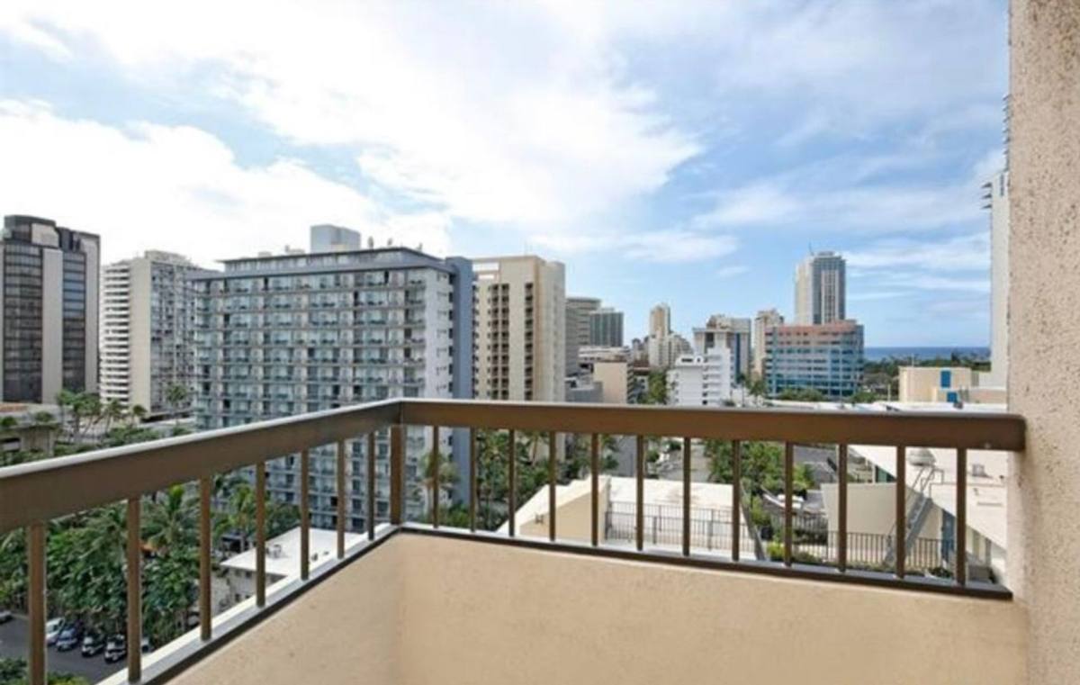 Condo for rent at 430 Lewers St #14D, Honolulu, HI 96815