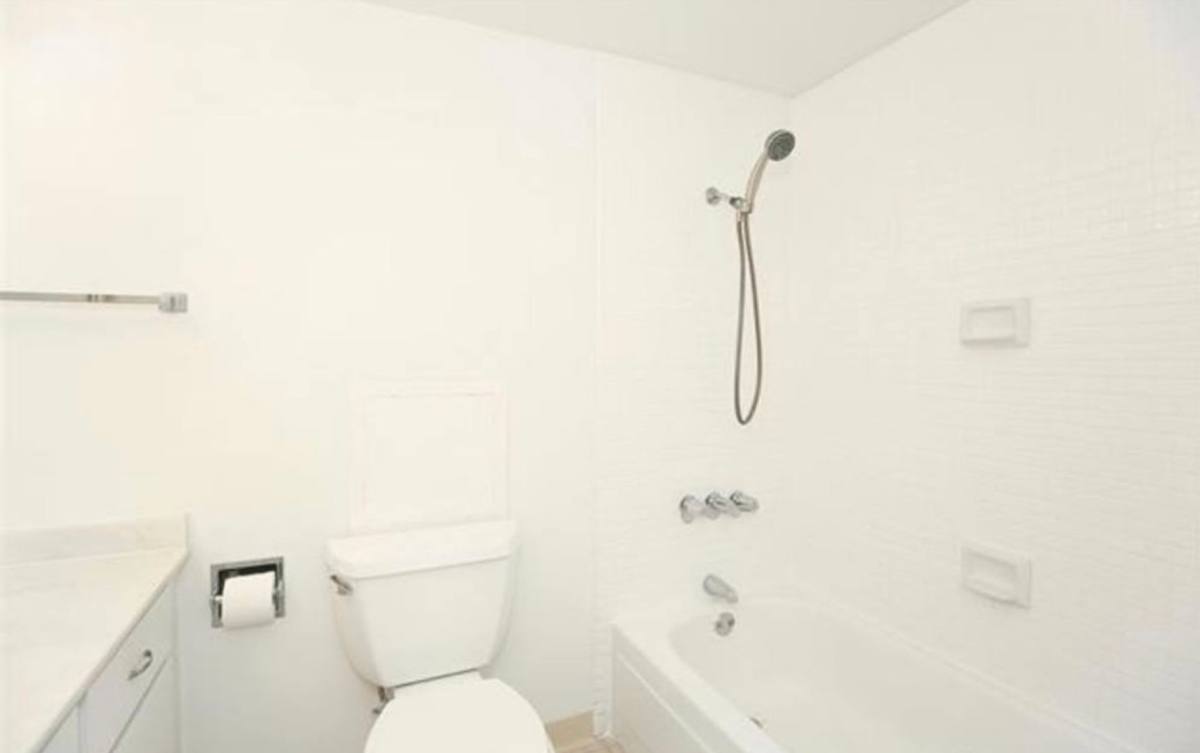 Condo for rent at 430 Lewers St #14D, Honolulu, HI 96815