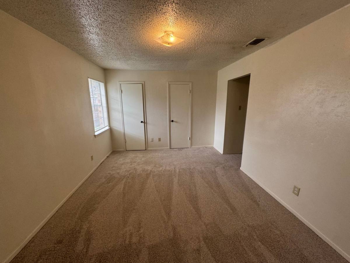 House for rent at 5604 Macgregor Dr, Fort Worth, TX 76148