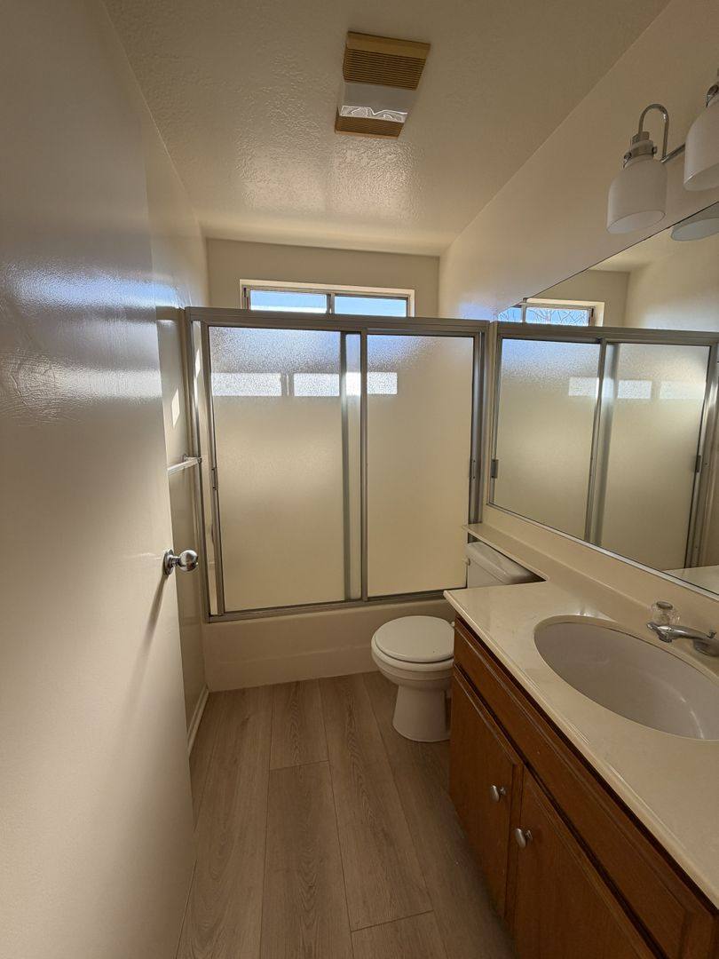 Apartment for rent at 11308 Huston St, North Hollywood, CA 91601