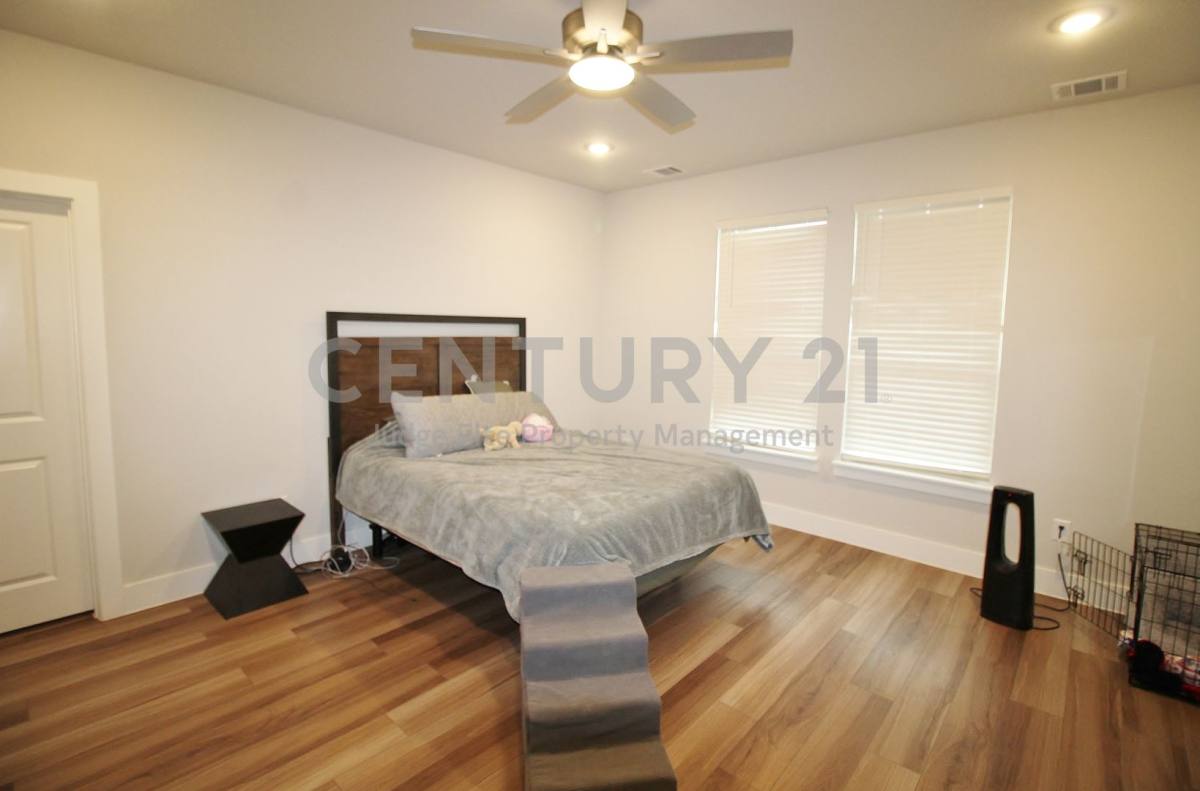 House for rent at 218 Mockingbird Dr, Waxahachie, TX 75165