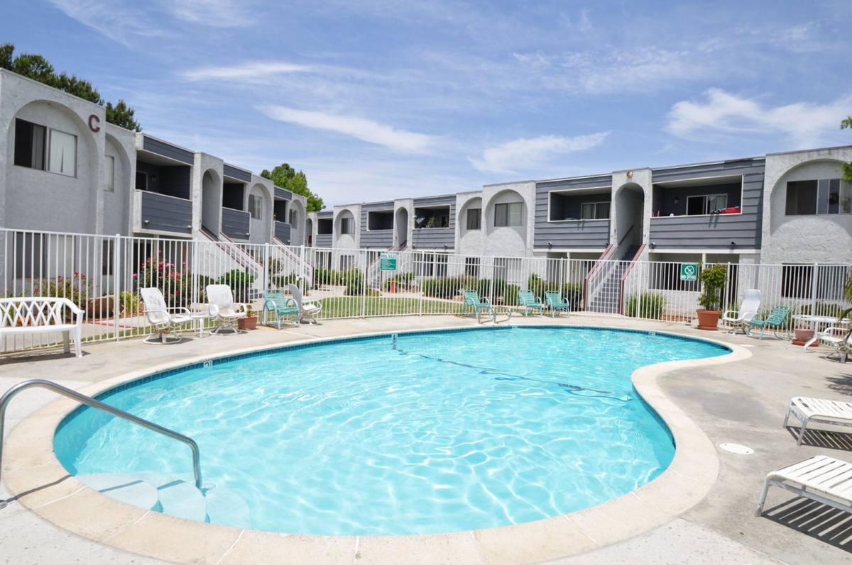 Apartment for rent at 266 N El Camino Real, Oceanside, CA 92058