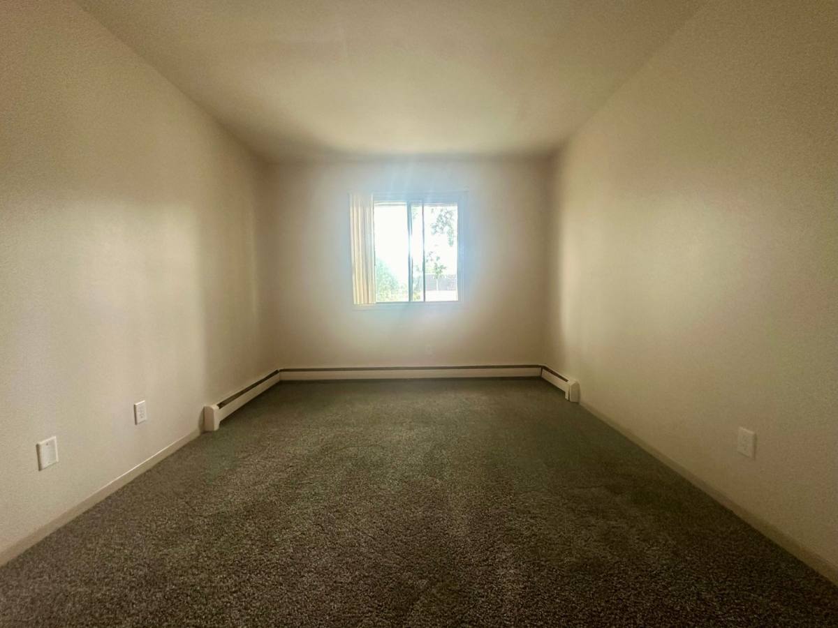 Apartment for rent at 1670 Shawano Ave, Green Bay, WI 54303