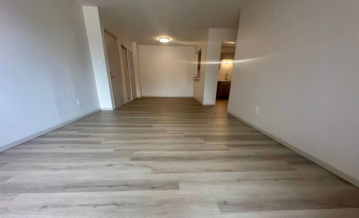 1670 Shawano Ave, Green Bay, WI 54303 - Apartment for Rent - Image 3